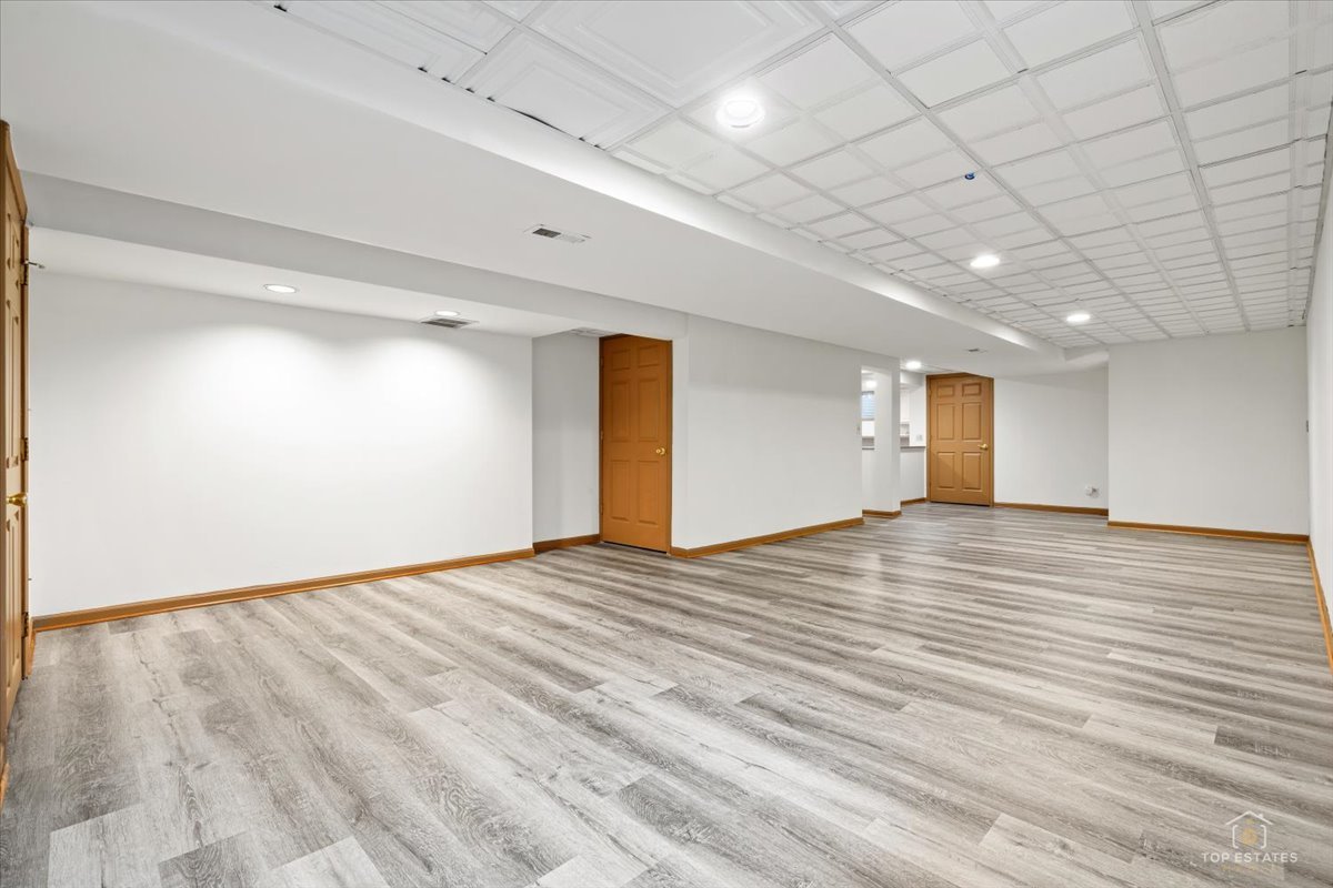 24847 Burdick Road Plainfield, IL 60585 - Photo 25 of 31 Gallery Image 25