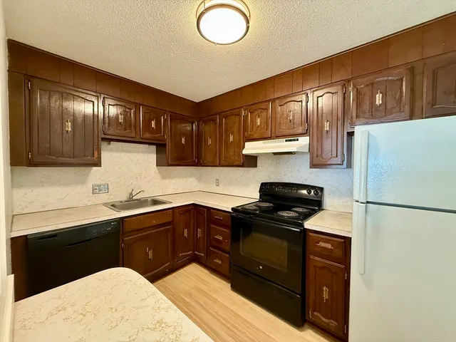 $297,000 | 440 North Avenue, Unit 96, Haverhill, MA 01830