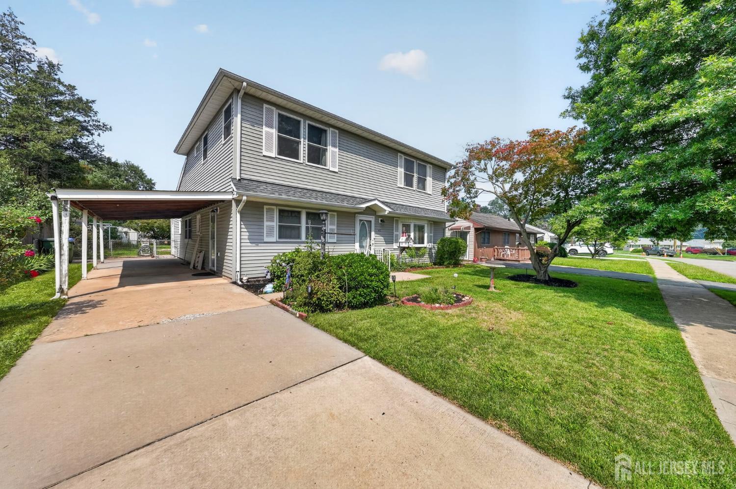 41 Weldon Road Edison, NJ 08817 - Photo 2 of 51