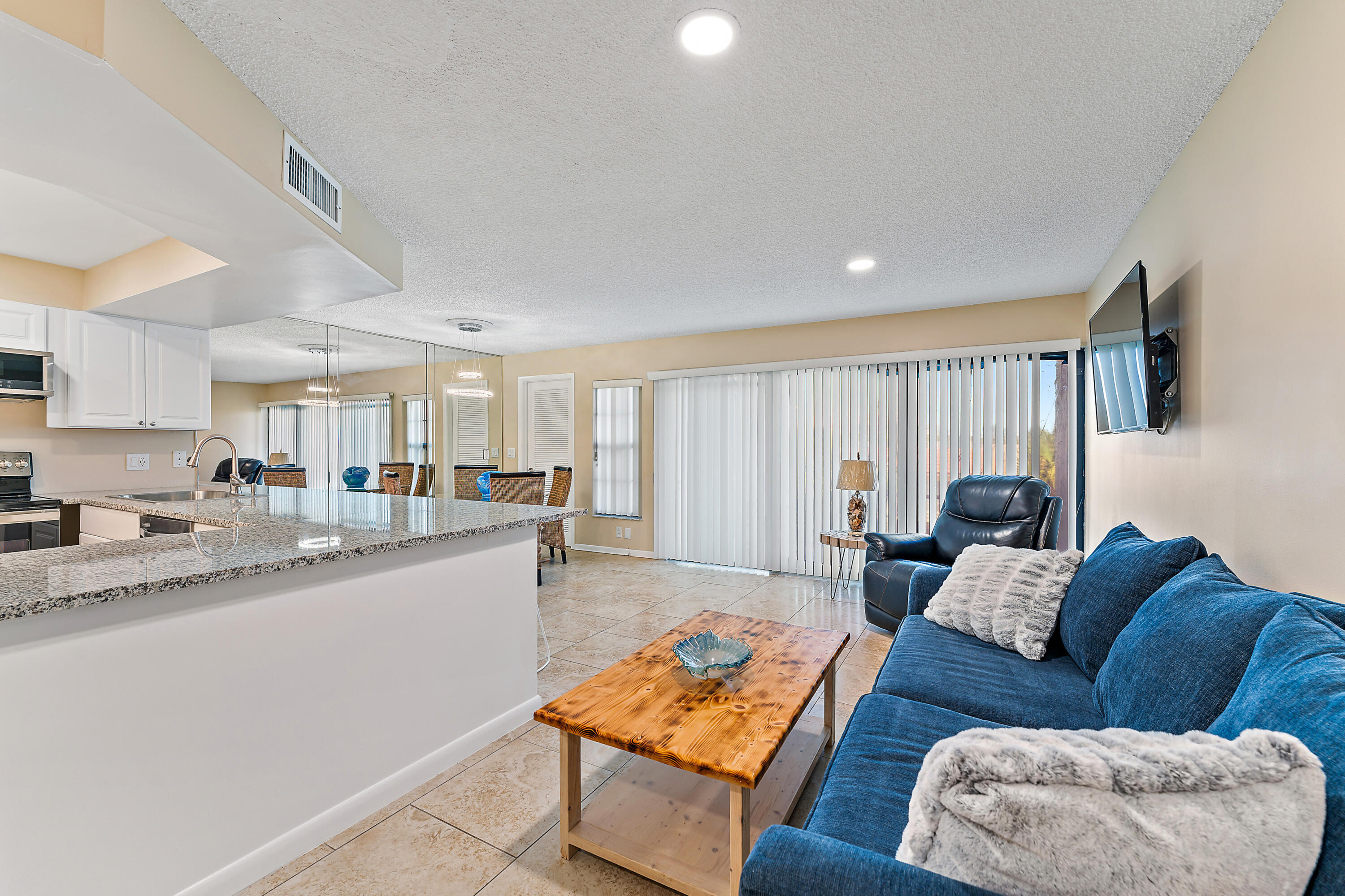 003-1605US1N-Jupiter-FL-FULL