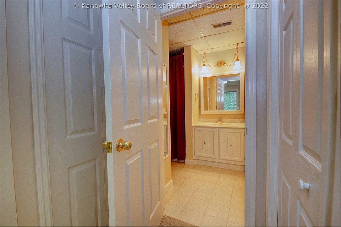 131 Ridgewood Forest Road St. Albans, WV 25177 - Photo 27 of 33 Gallery Image 27