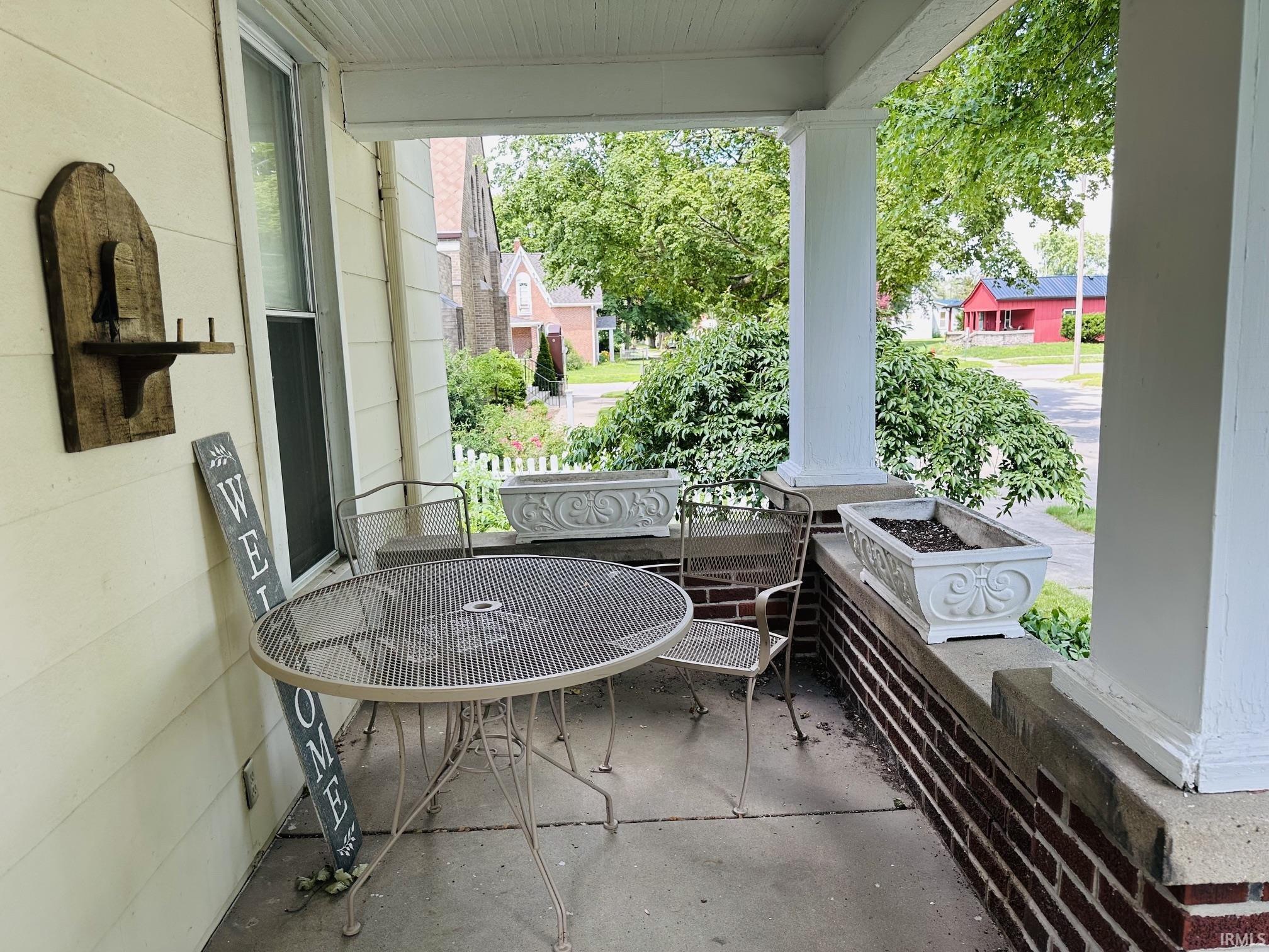 410 Jefferson Street Rochester, IN 46975 - Photo 3 of 22