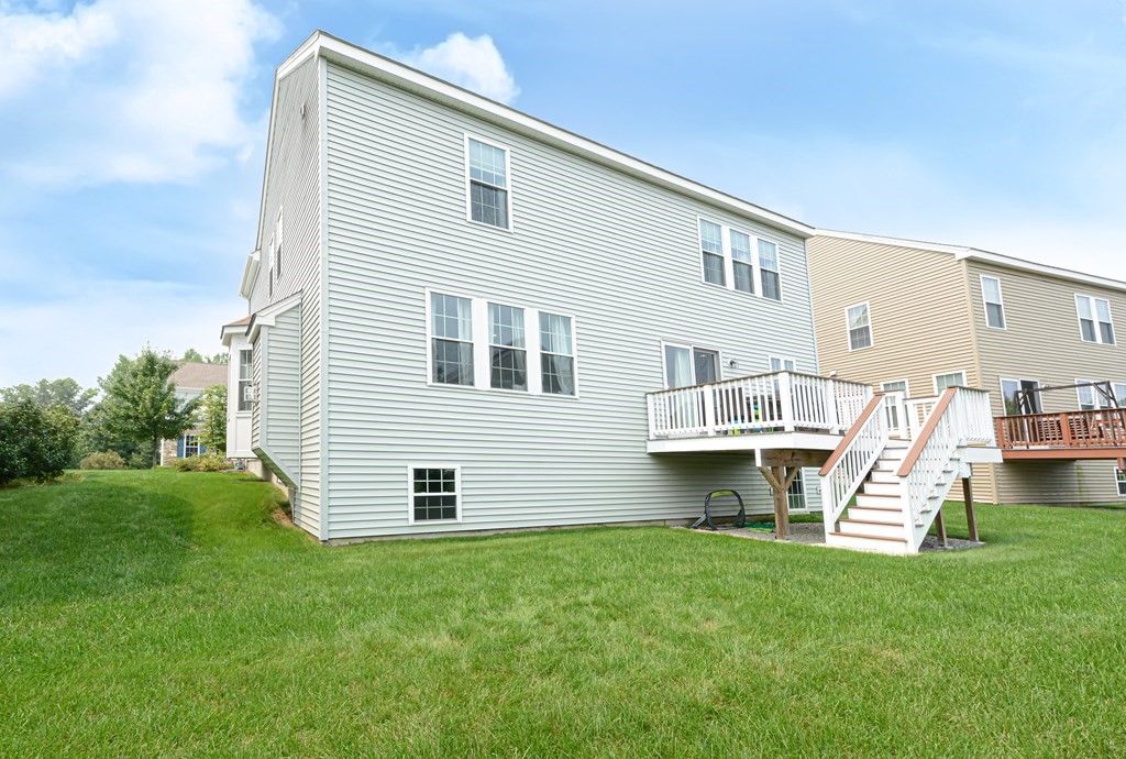 3 Teaberry Lane Hopkinton, MA 01748 - Photo 2 of 29