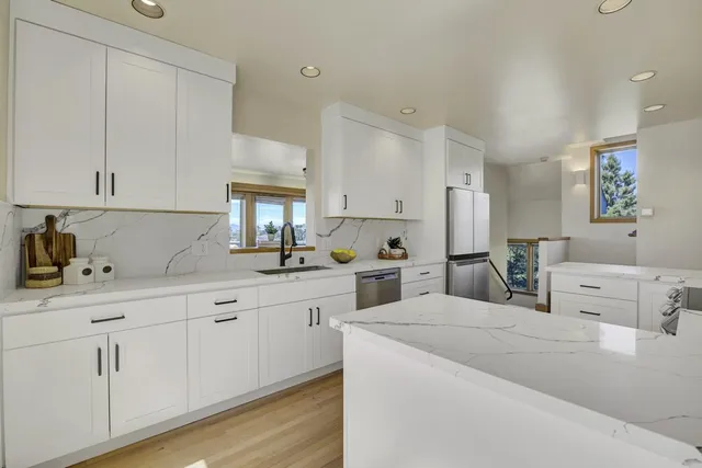 $1,799,000 | 50 Hermosa Avenue, Oakland, CA 94618
