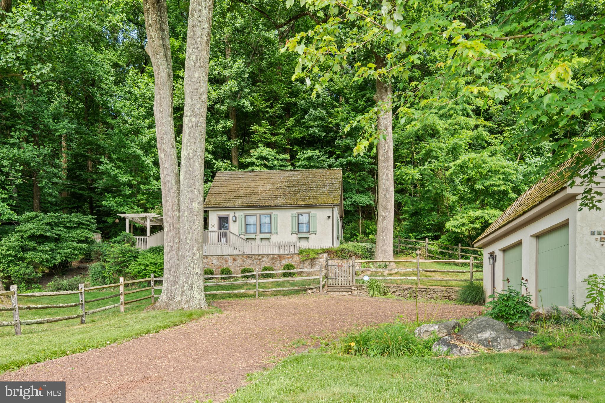 4952 Lower Mountain Road New Hope, PA 18938 - Photo 3 of 33 Gallery Image 3