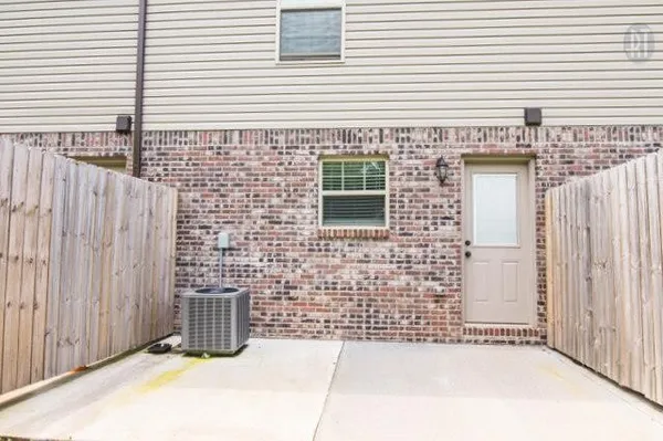 $1,200 | 1766 Spring Water Drive, Unit C, Clarksville, TN 37040