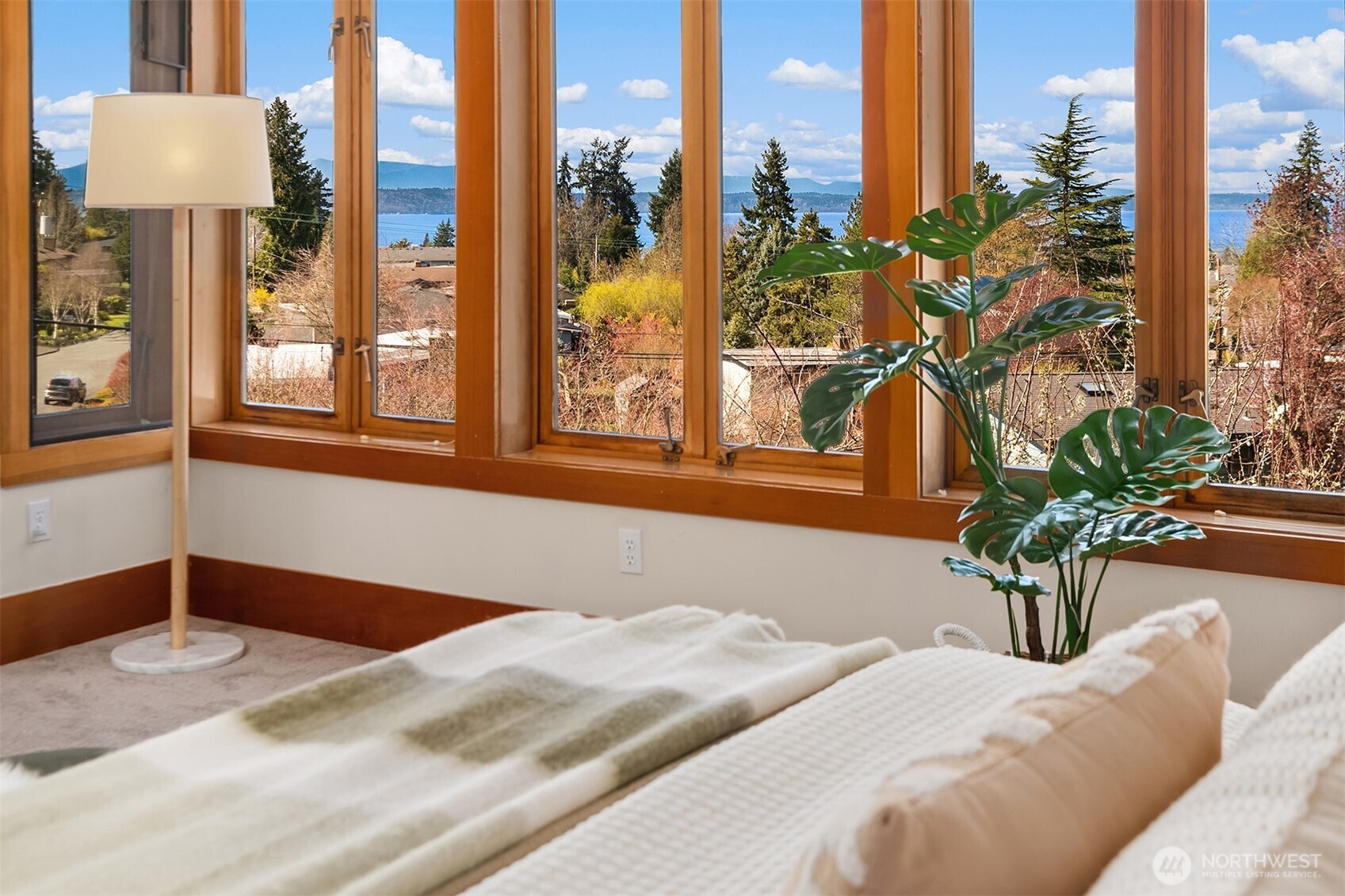 1105 Daley Place Edmonds, WA 98020 - Photo 15 of 38