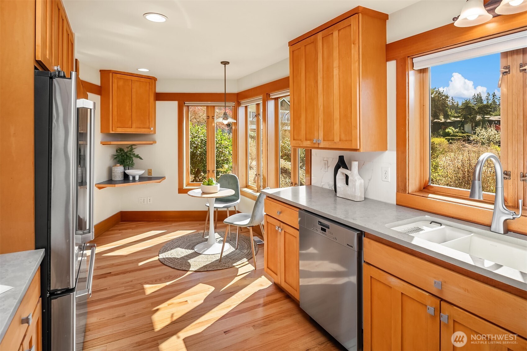 1105 Daley Place Edmonds, WA 98020 - Photo 20 of 38