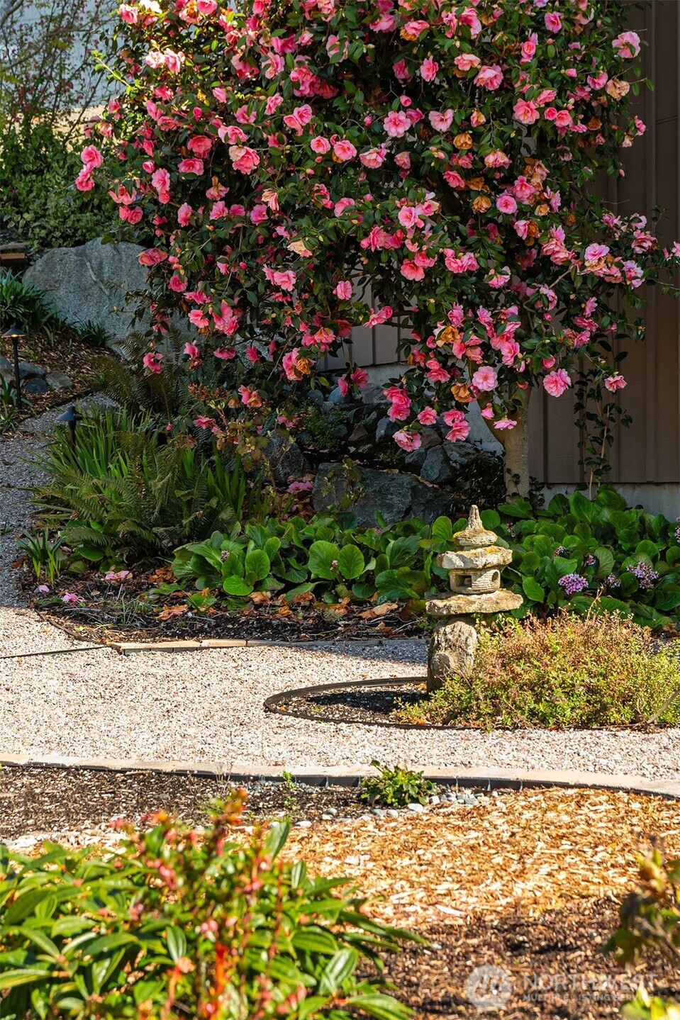 1105 Daley Place Edmonds, WA 98020 - Photo 34 of 38