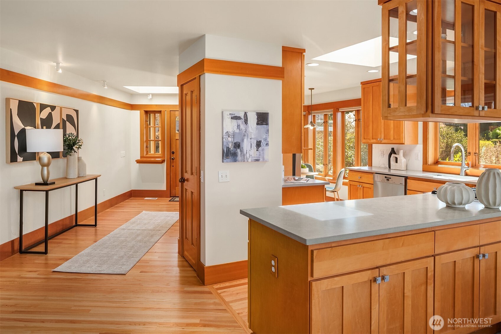 1105 Daley Place Edmonds, WA 98020 - Photo 7 of 38