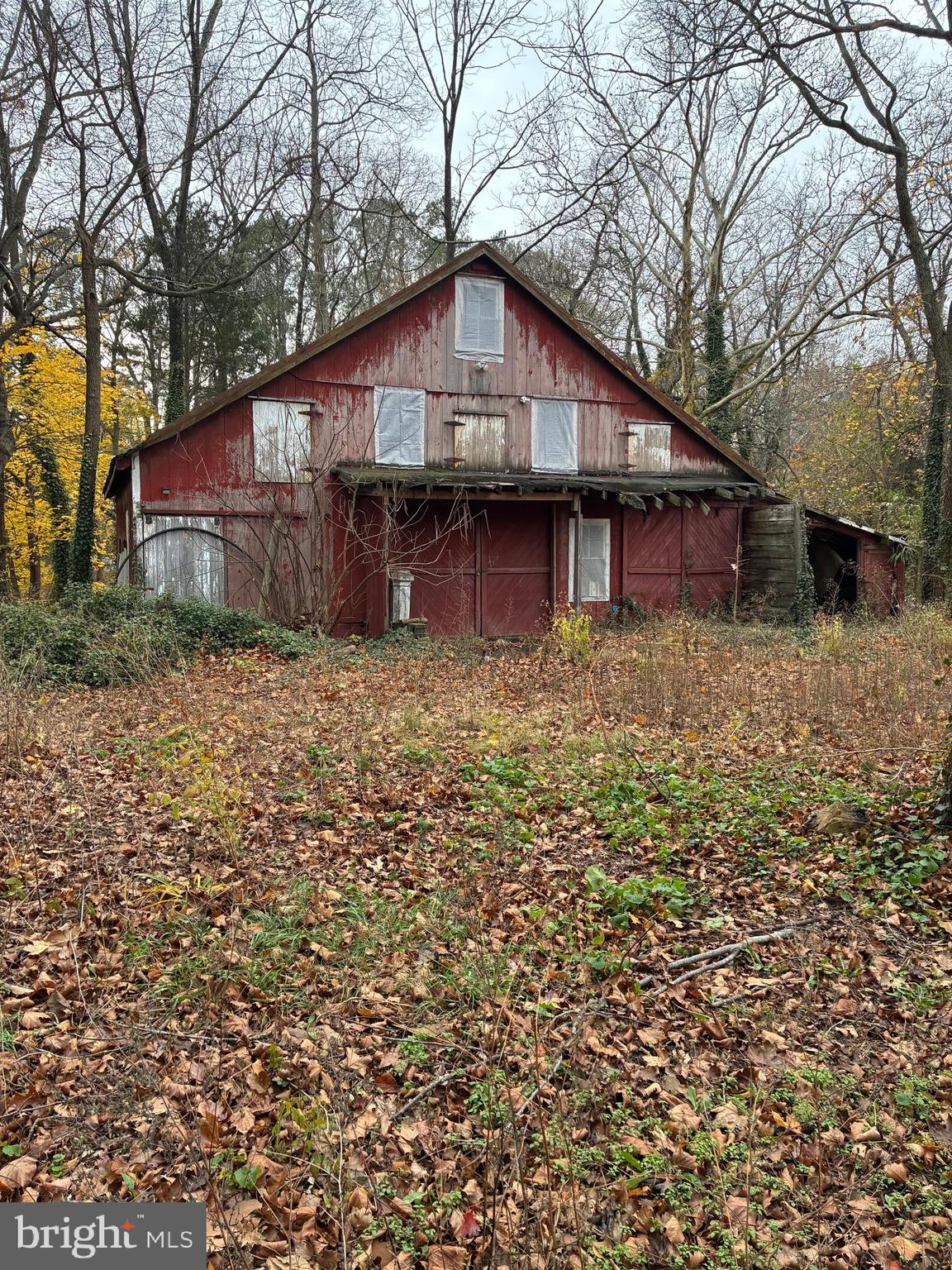 3485 Harding Highway Malaga, NJ 08328 - Photo 5 of 6 a view of a house with a yard