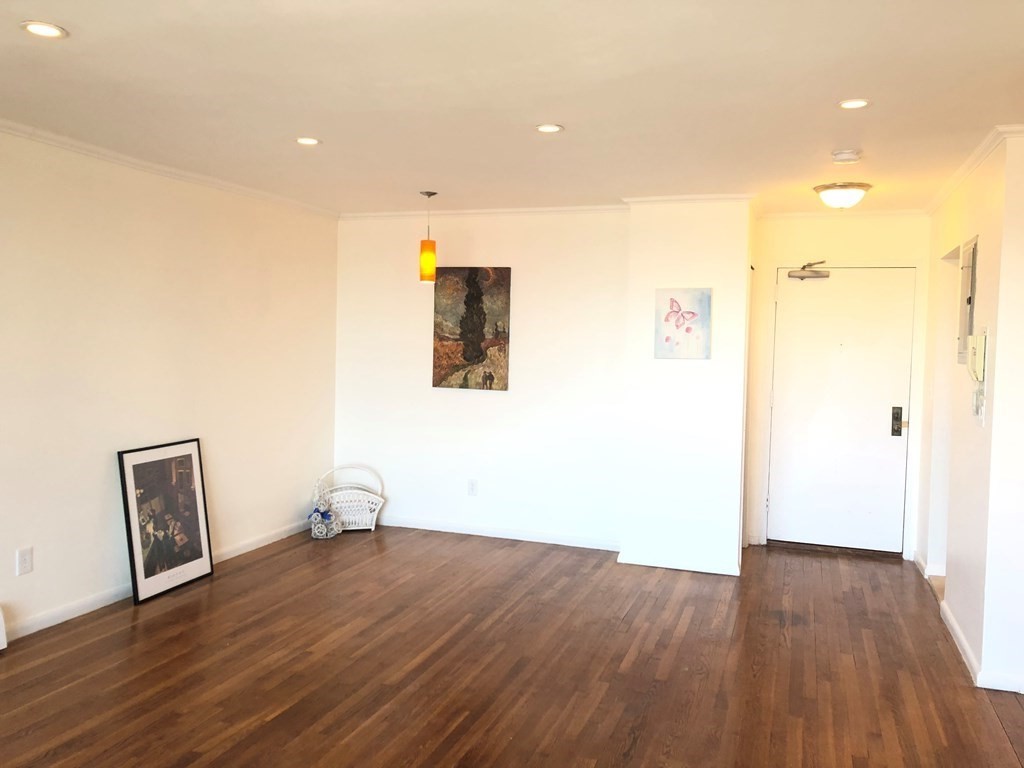 16 Addington Road, Unit 42 Brookline, MA 02445 - Photo 3 of 11