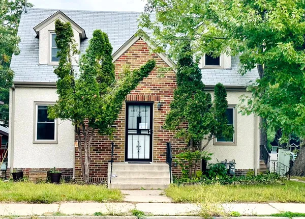 $1,750 | 2804 East 44th Street, Minneapolis, MN 55406