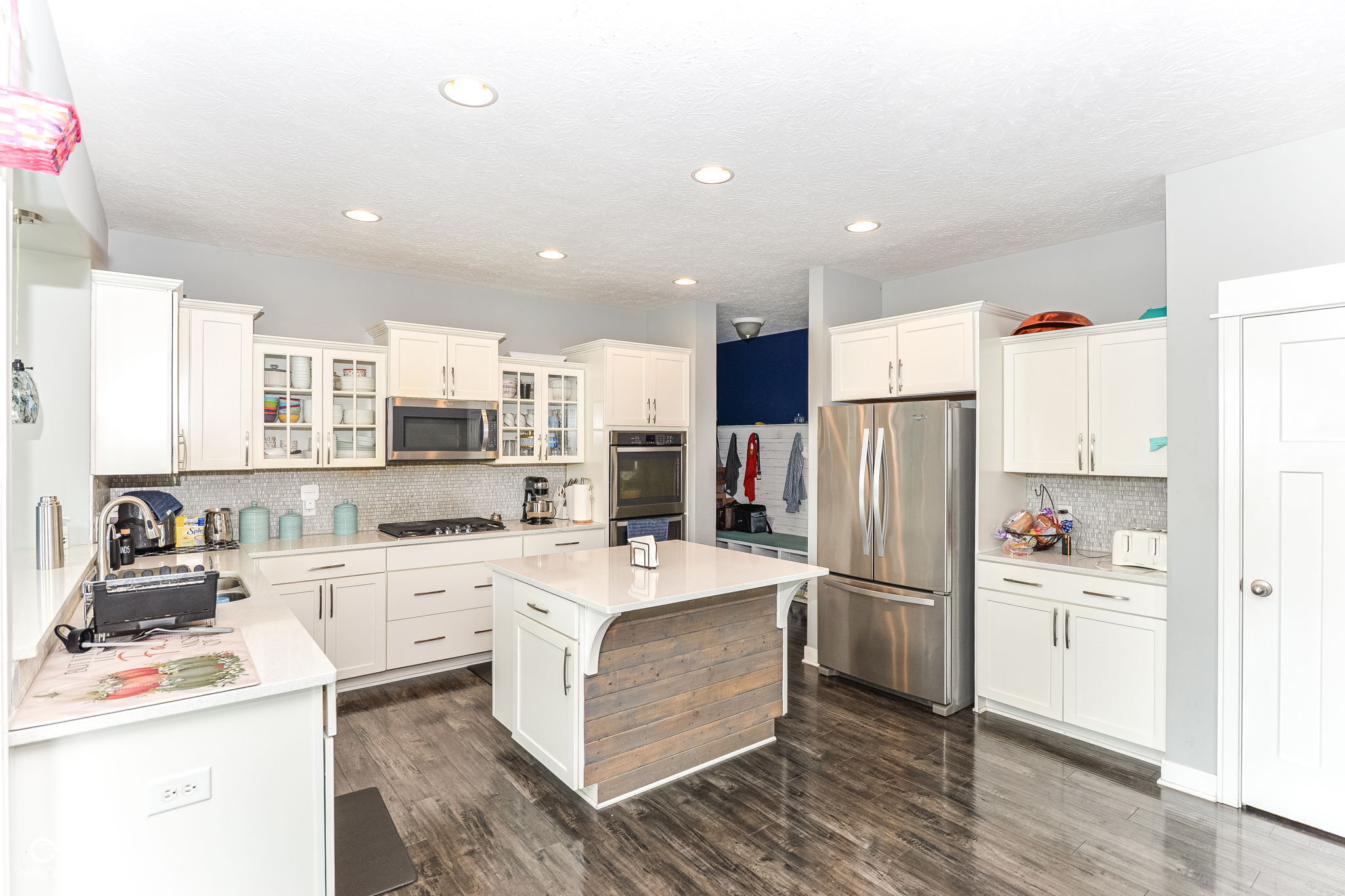 4501 Goose Rock Drive Indianapolis, IN 46239 - Photo 3 of 39