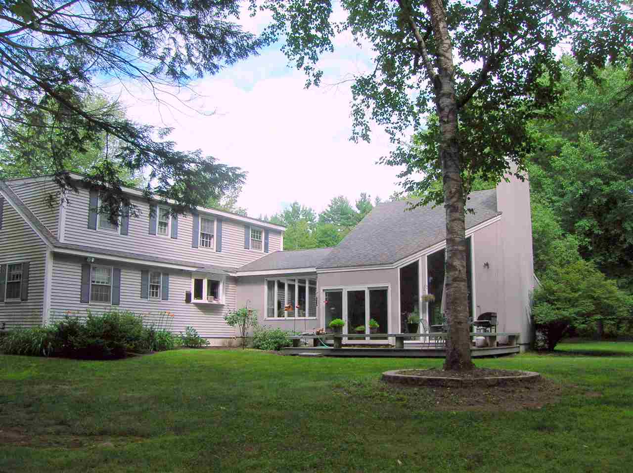 18 Winding Brook Road Goffstown, NH 03045 - Photo 2 of 24