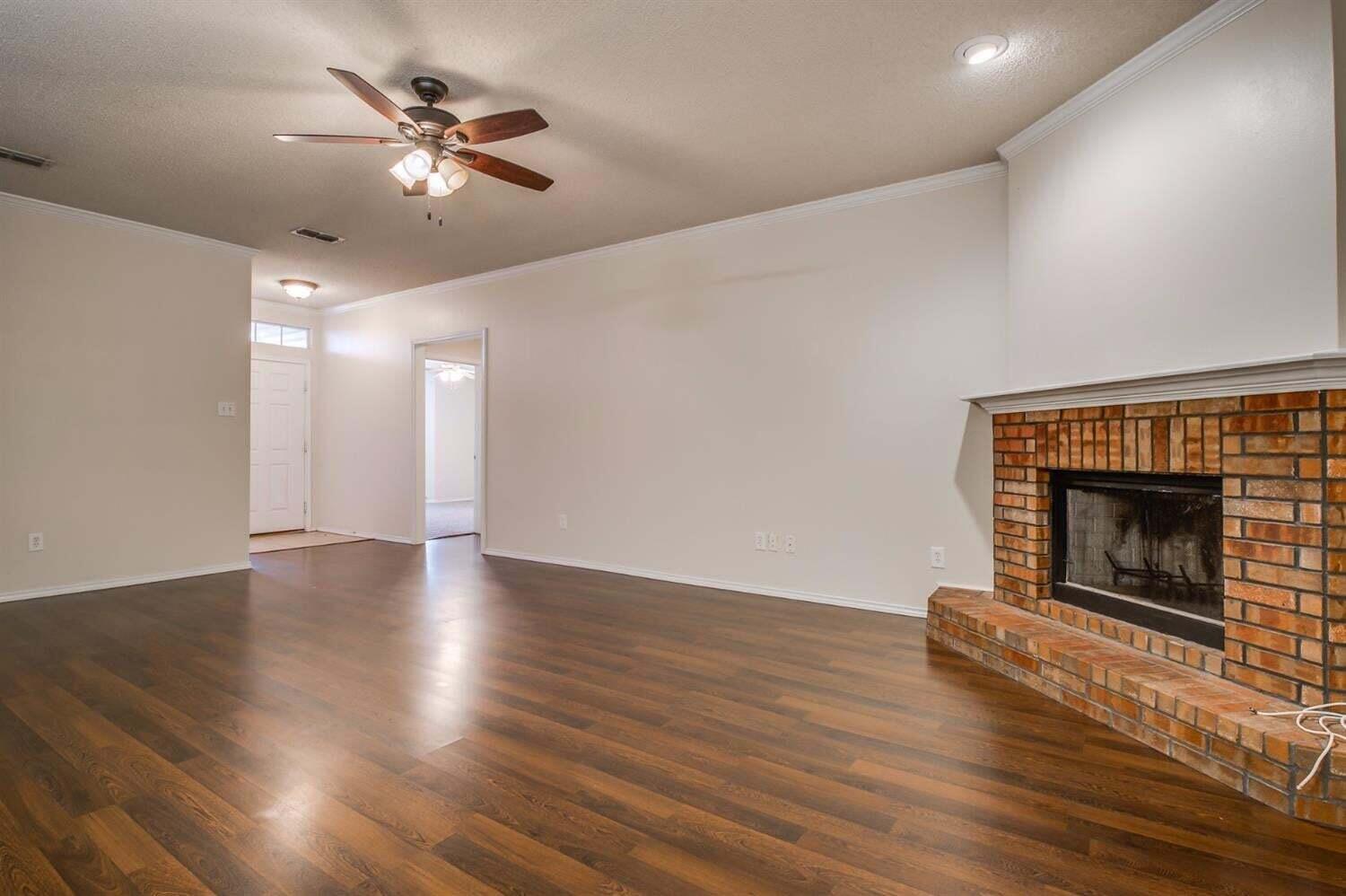 6806 86th Street Lubbock, TX 79424 - Photo 6 of 19 20241219224133155044000000-o