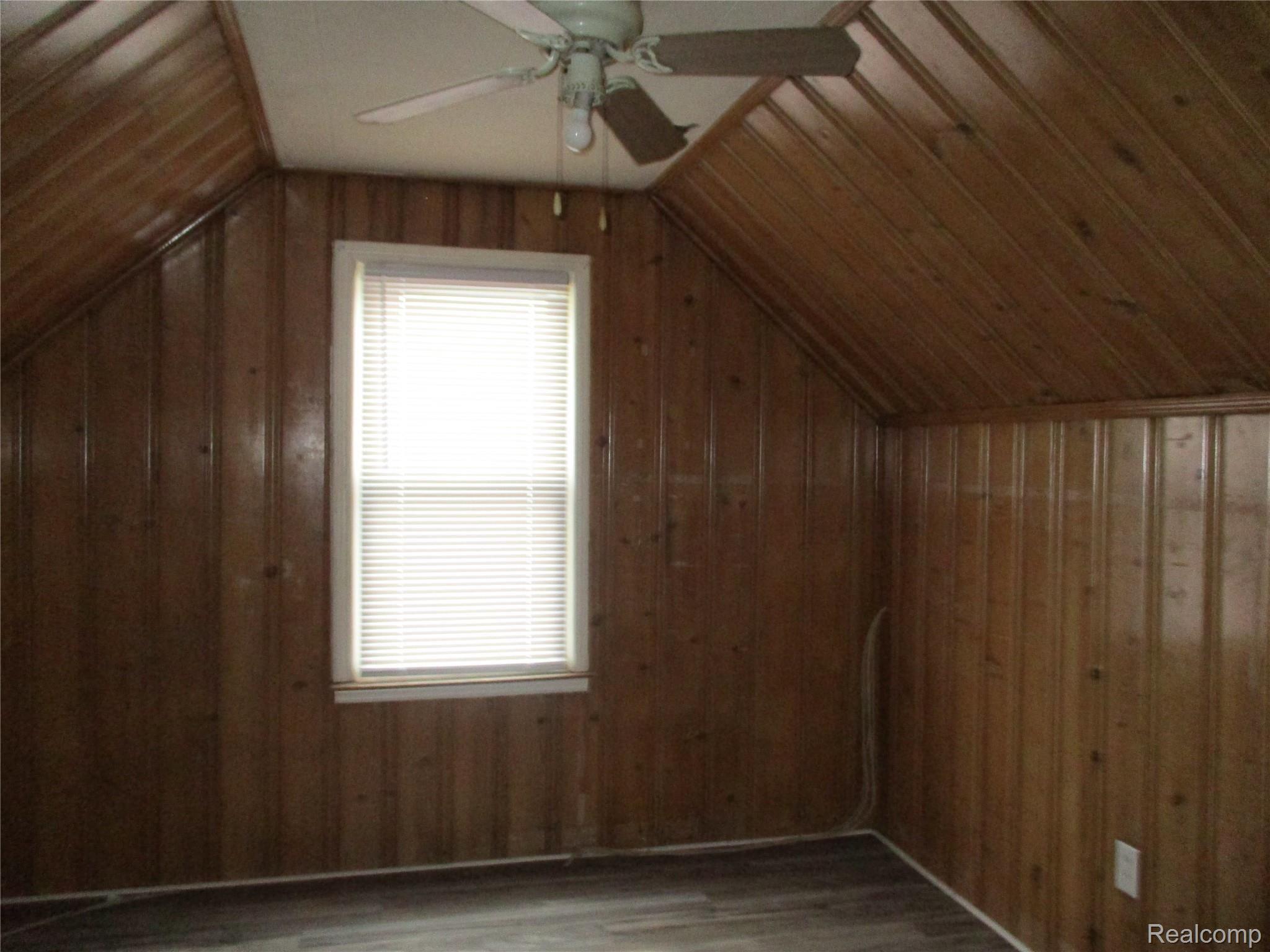 24714 Wagner Avenue Warren, MI 48089 - Photo 19 of 27 IMG_0562.JPG