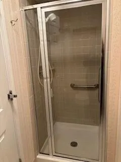 $359,900 | 468 Farmridge Court, Rochester, MI 48307