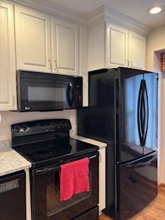 468 Farmridge Court Rochester, MI 48307 - Photo 8 of 48 Kitchen6