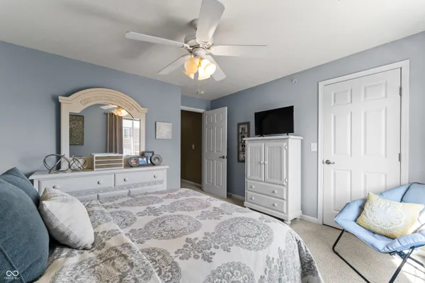 $177,500 | 6231 Amber Creek Lane, Unit 310, Indianapolis, IN 46237