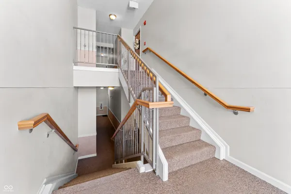 $177,500 | 6231 Amber Creek Lane, Unit 310, Indianapolis, IN 46237