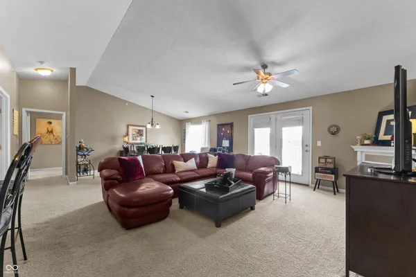 $177,500 | 6231 Amber Creek Lane, Unit 310, Indianapolis, IN 46237