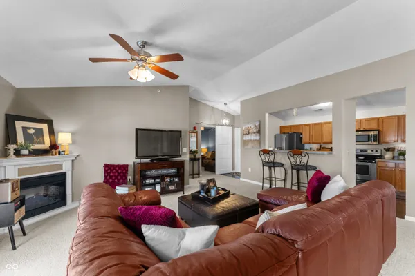 $177,500 | 6231 Amber Creek Lane, Unit 310, Indianapolis, IN 46237