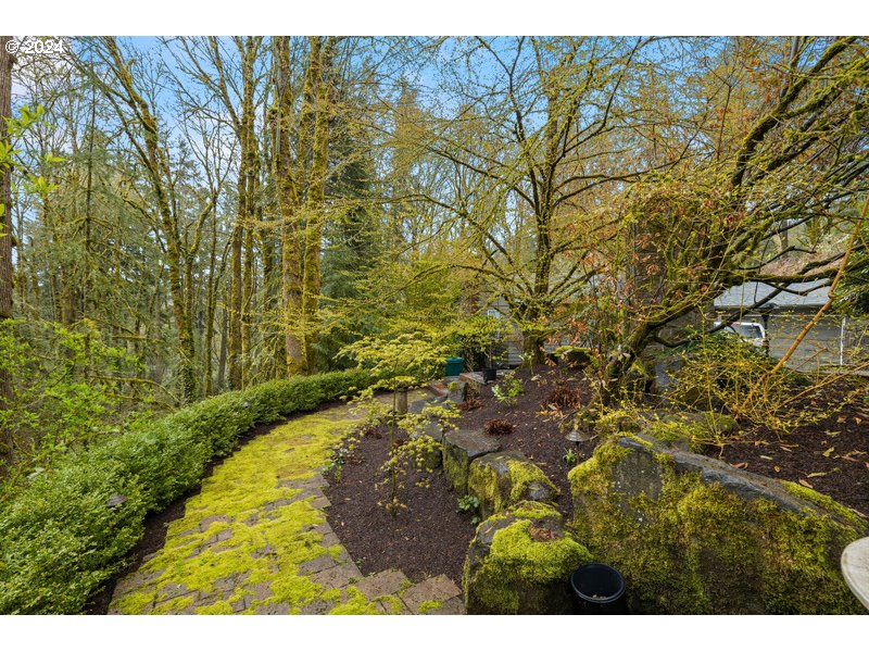 4700 Northwest Barnes Road Portland, OR 97210 - Photo 5 of 40 Exterior