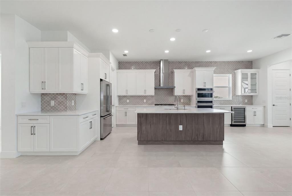 844 Blue Shell Loop Sarasota, FL 34240 - Photo 10 of 62