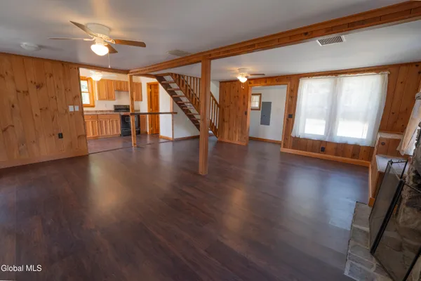 $259,000 | 94-98 Lakeland Road, Hadley, NY 12835
