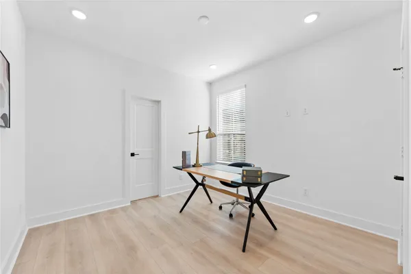 $309,900 | 3105 Jensen Drive, Unit C, Houston, TX 77026