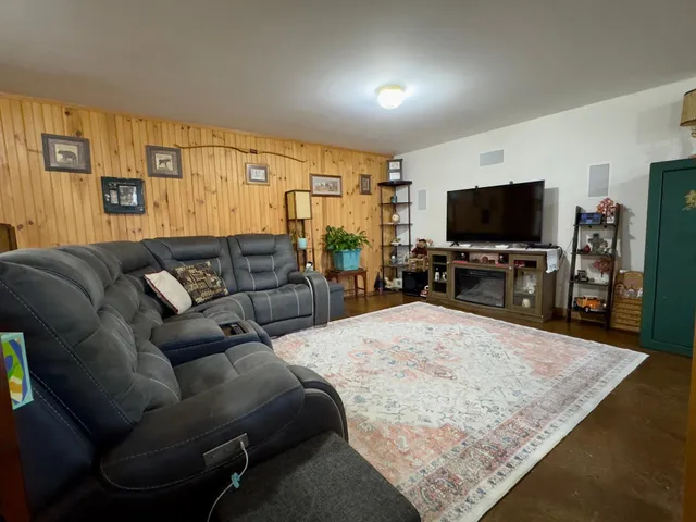 $498,500 | 1495 Rattlin Bridge Road, Bridport, VT 05734