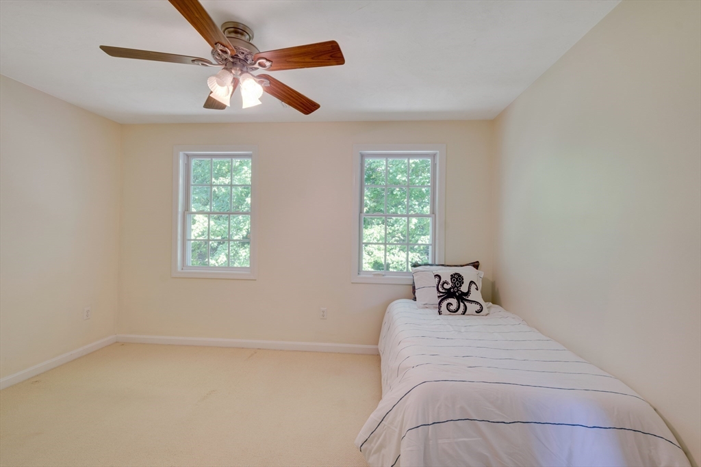 385 Middle Road Boxborough, MA 01719 - Photo 21 of 37