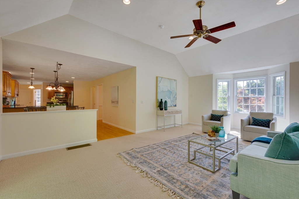 385 Middle Road Boxborough, MA 01719 - Photo 29 of 37