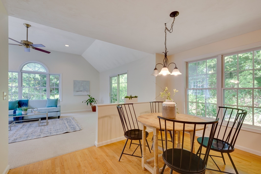 385 Middle Road Boxborough, MA 01719 - Photo 5 of 37