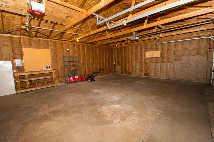 21312 Brick Road South Bend, IN 46628 - Photo 24 of 30 Gallery Image 24