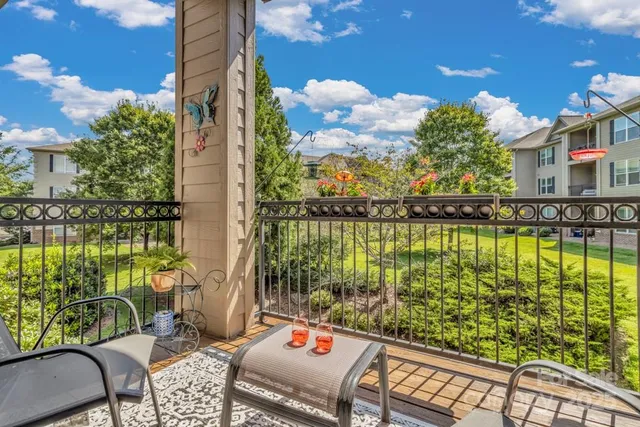 $247,500 | 291 Brickton Village Circle, Unit 206, Fletcher, NC 28732