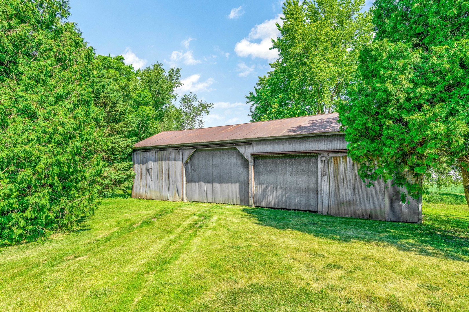 3700 Kane Road Leland, IL 60531 - Photo 11 of 30 a view of a back yard of the house