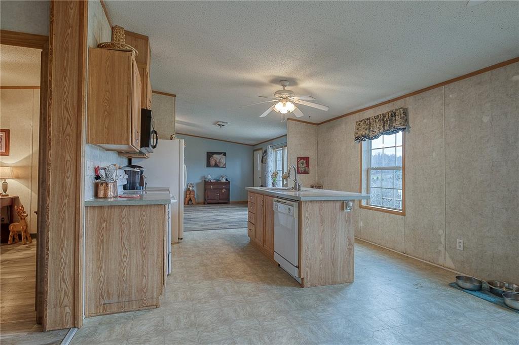 22 Redds Mill Road Charleroi, PA 15022 - Photo 9 of 23 Gallery Image 9