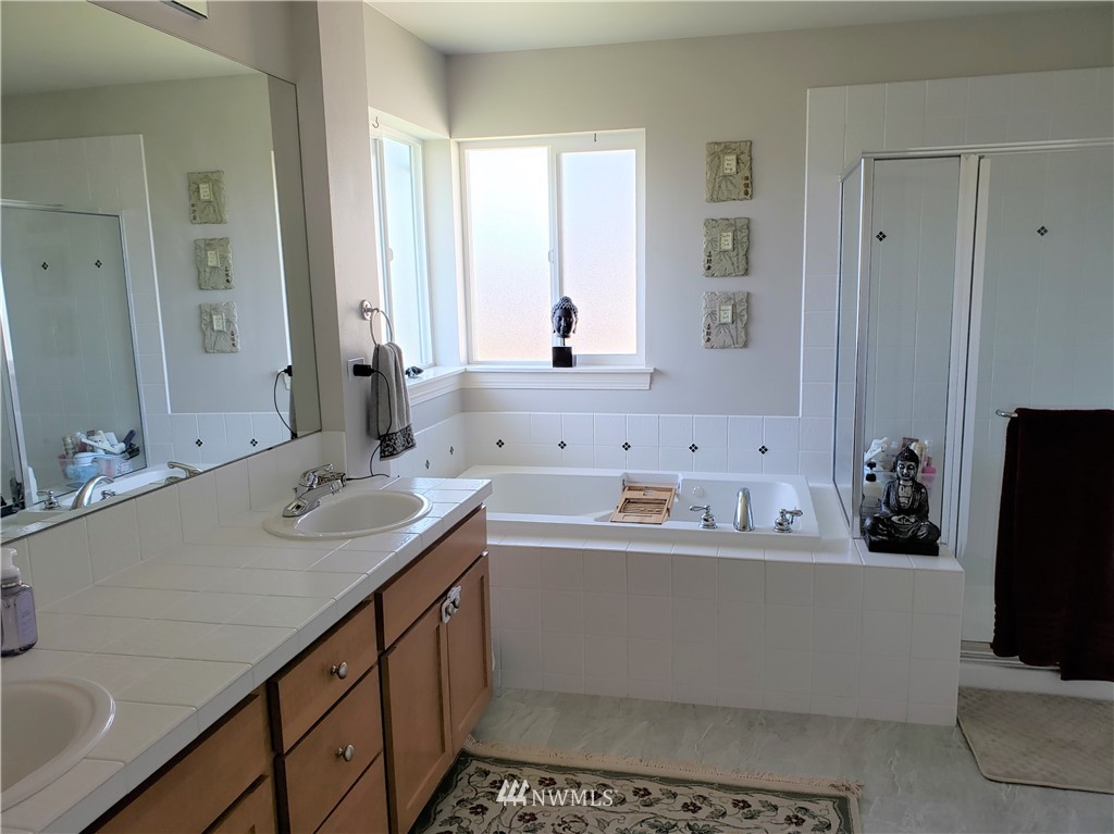 5501 Northeast 3rd Street Renton, WA 98059 - Photo 23 of 37