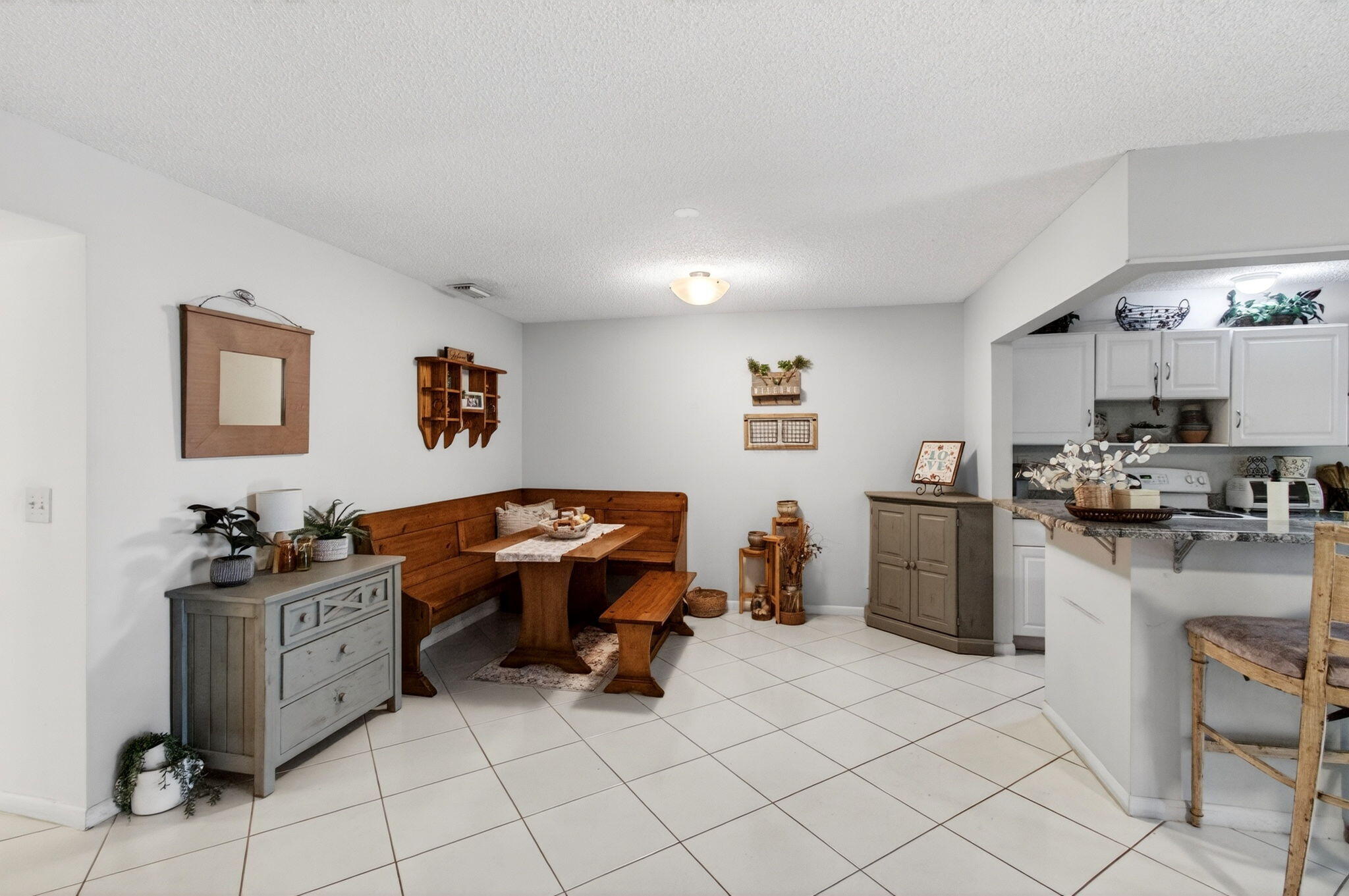 5050 Nesting Way, Unit B Delray Beach, FL 33484 - Photo 14 of 48 18-web-or-mls-DSC_0290