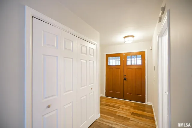 $259,900 | 5317 North Woodview Avenue, Peoria, IL 61614