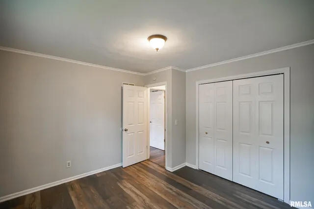 $259,900 | 5317 North Woodview Avenue, Peoria, IL 61614