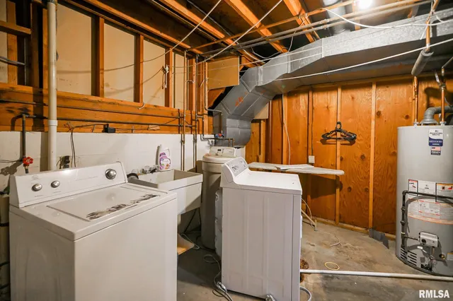 $259,900 | 5317 North Woodview Avenue, Peoria, IL 61614