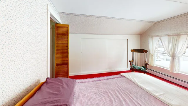 $189,900 | 90 East Terrace, Millinocket, ME 04462