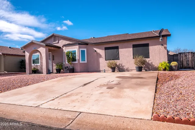 $243,000 | 107 Arrowhead Drive, Huachuca City, AZ 85616