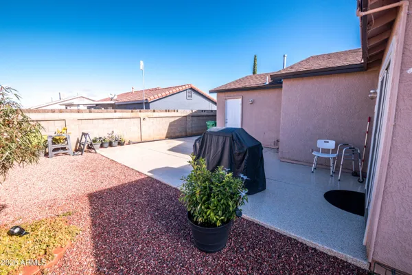 $243,000 | 107 Arrowhead Drive, Huachuca City, AZ 85616