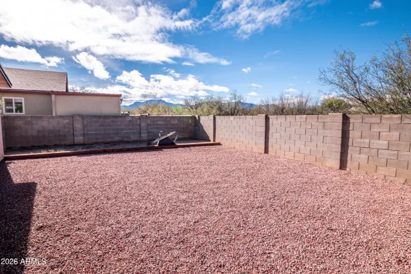 $243,000 | 107 Arrowhead Drive, Huachuca City, AZ 85616