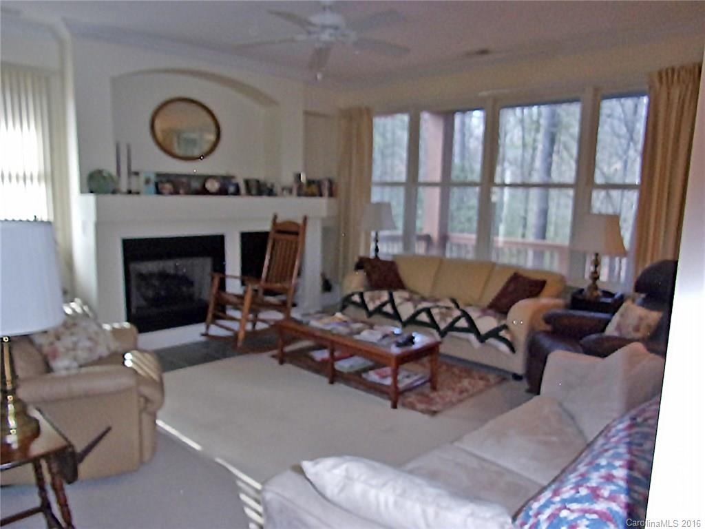 73 Ridgetop Circle, Unit 201 Brevard, NC 28712 - Photo 2 of 12 Gallery Image 2
