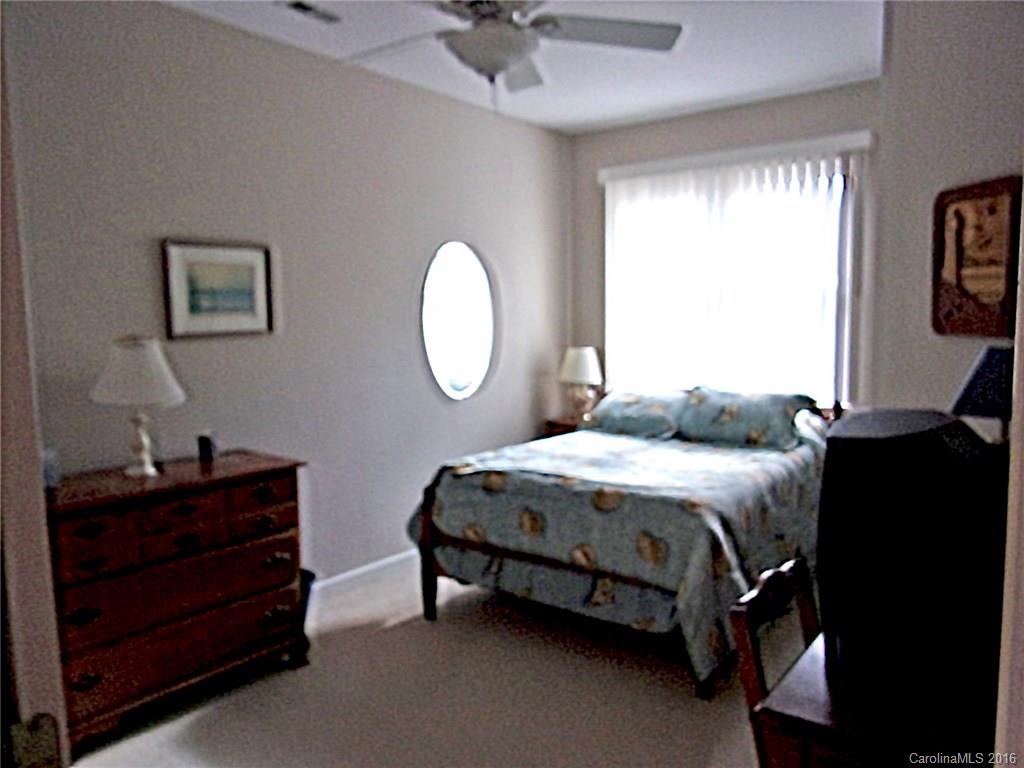 73 Ridgetop Circle, Unit 201 Brevard, NC 28712 - Photo 8 of 12 Gallery Image 8